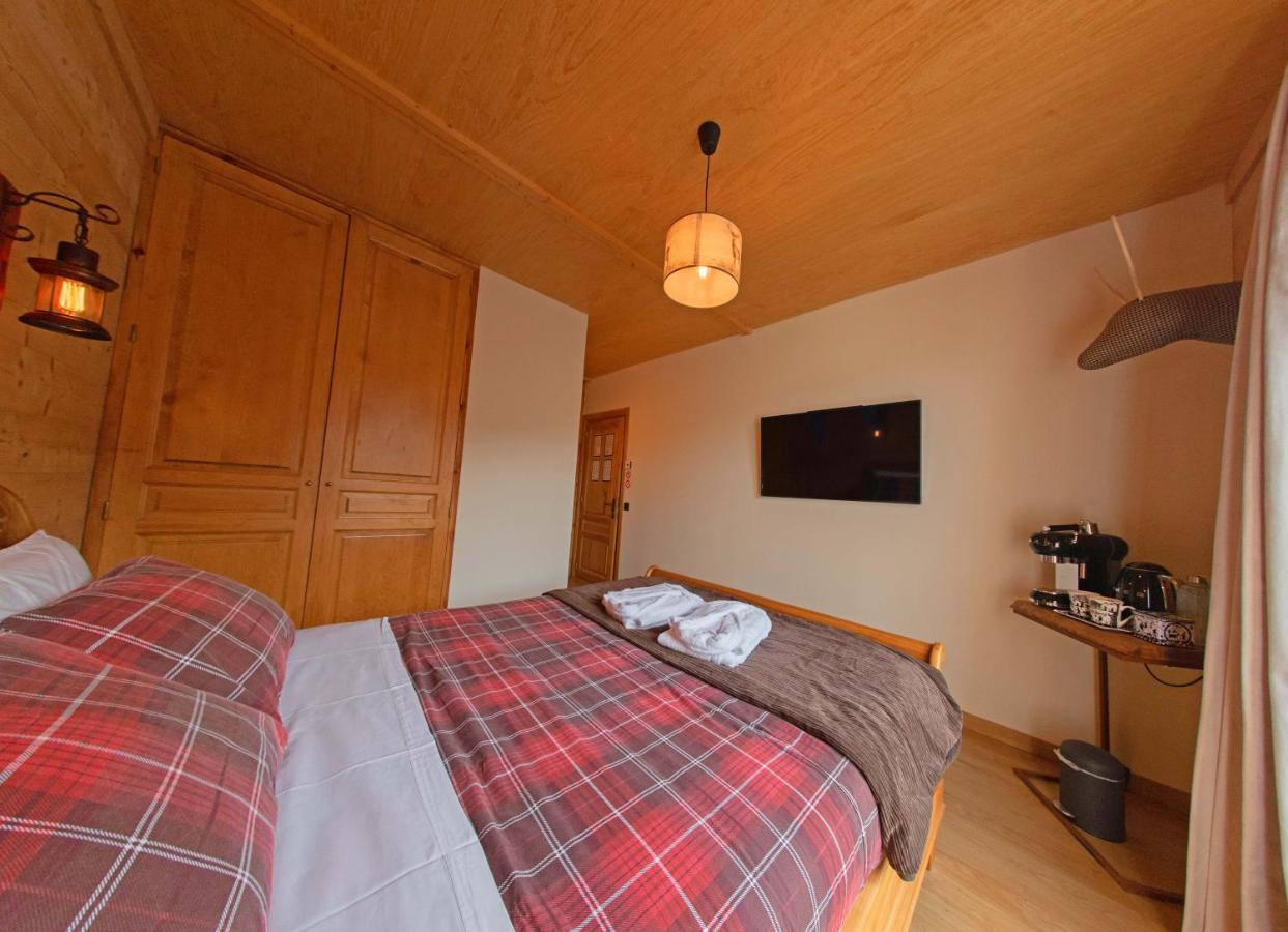La Masia Del Taulat Chambres D'Hotes Llo Esterno foto