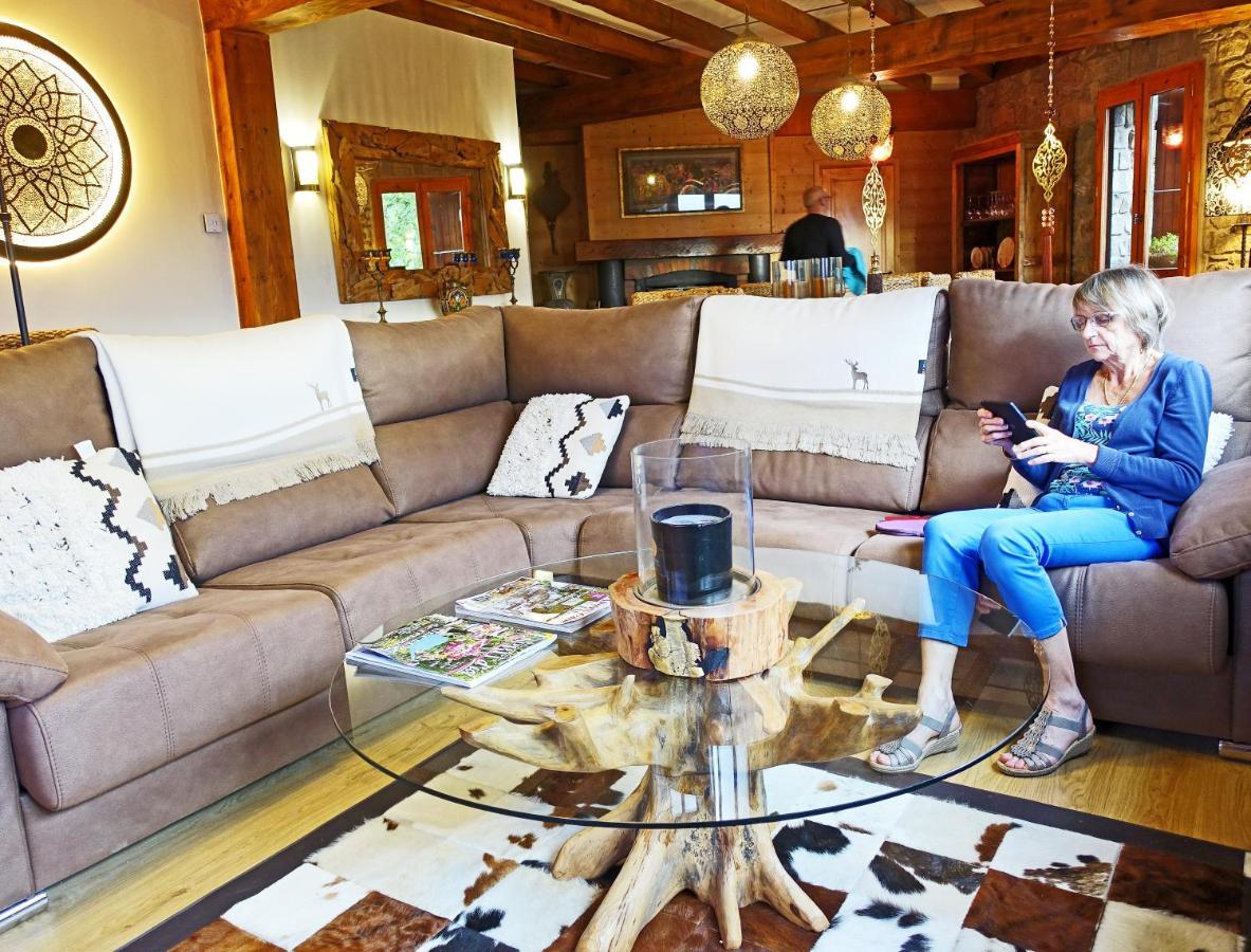 La Masia Del Taulat Chambres D'Hotes Llo Esterno foto